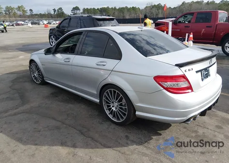 2011 Mercedes-Benz C 63 Amg из США, поврежденный, VIN WDDGF7HB7BF548692
